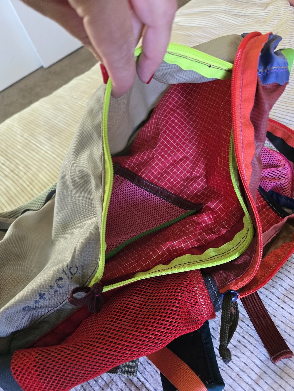 Cotopaxi Batac 16 Lightweight Hiking Backpack Multicolor 16L Nylon Colorblock - Picture 3 of 6
